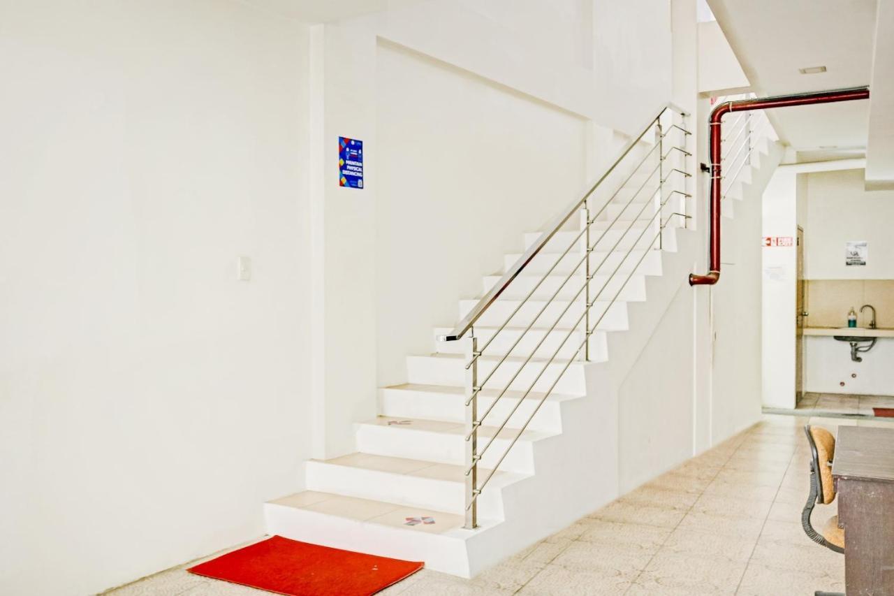 Oyo 869 Jnv Dream Hotel Subic Zewnętrze zdjęcie