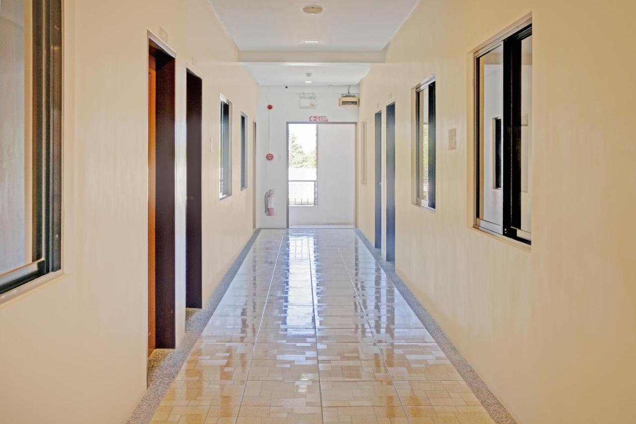 Oyo 869 Jnv Dream Hotel Subic Zewnętrze zdjęcie